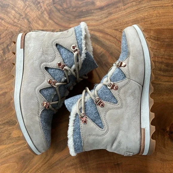 SOREL Sneakchic Alpine Suede Leather Shearling Boots Beige Gray Women’s Size 9 - Picture 12 of 15